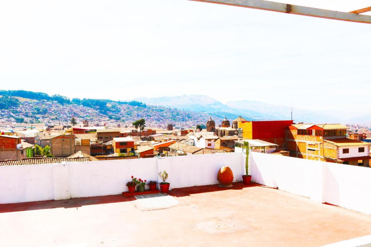 Qolmay Hostel Cusco Luaran gambar